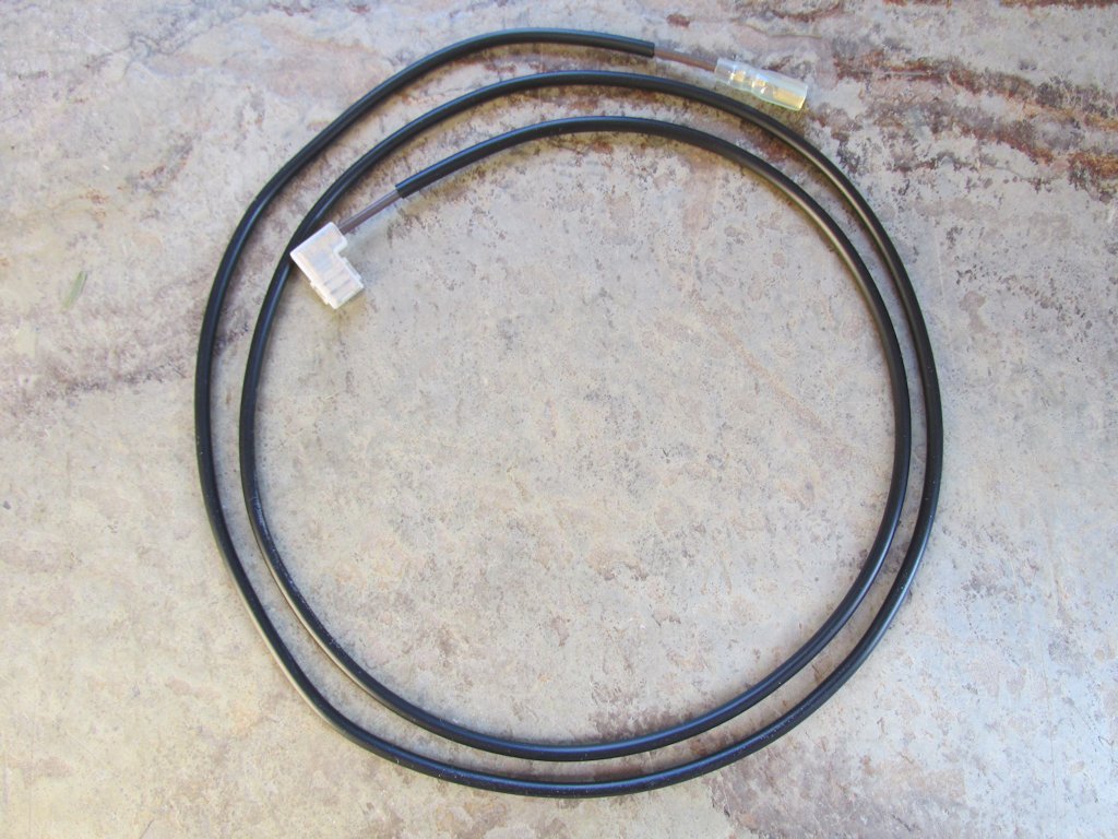 Rear brake master cylinder to brake fluid level warning light